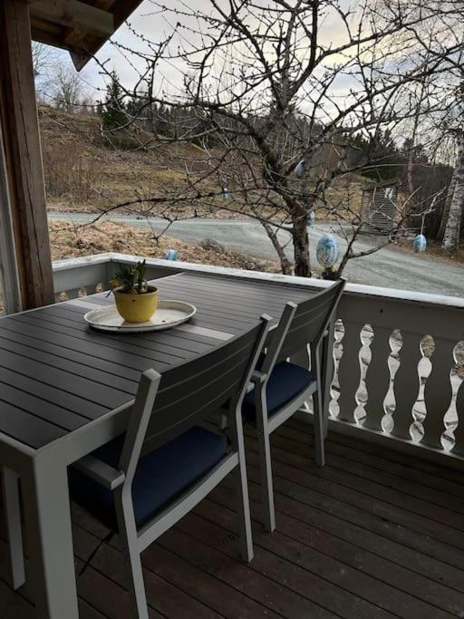 Idyllisk Minihus I Landlige Omgivelser - Med 5 Sengeplasser Og Parkering Asen Bagian luar foto