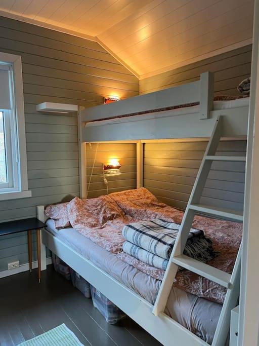 Idyllisk Minihus I Landlige Omgivelser - Med 5 Sengeplasser Og Parkering Asen Bagian luar foto